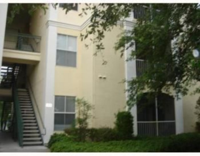 Condos for rent in the Disney World area - Building Front