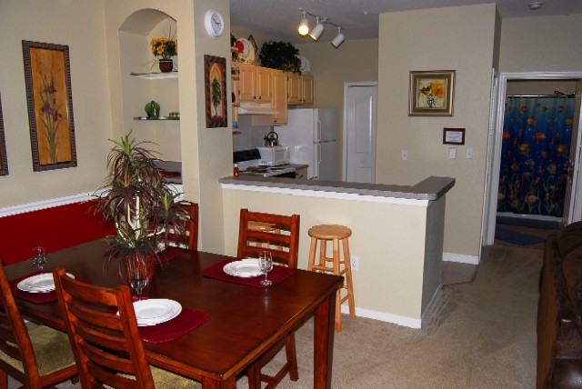 Vacation home for rent close to Disney World - Dinning Room 2